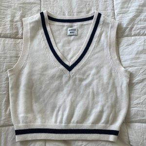 Aritzia Sundays Best Sweater Vest